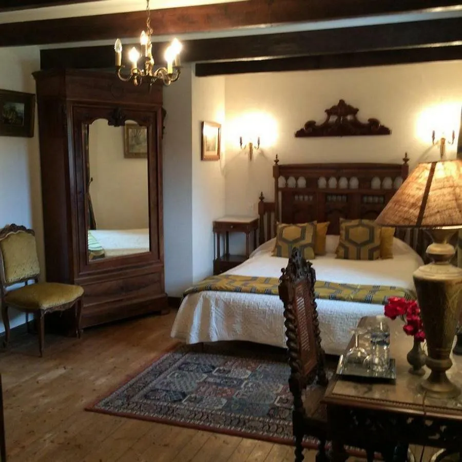 Manoir De Kerliviry Bed & Breakfast Cleder 3*,  France